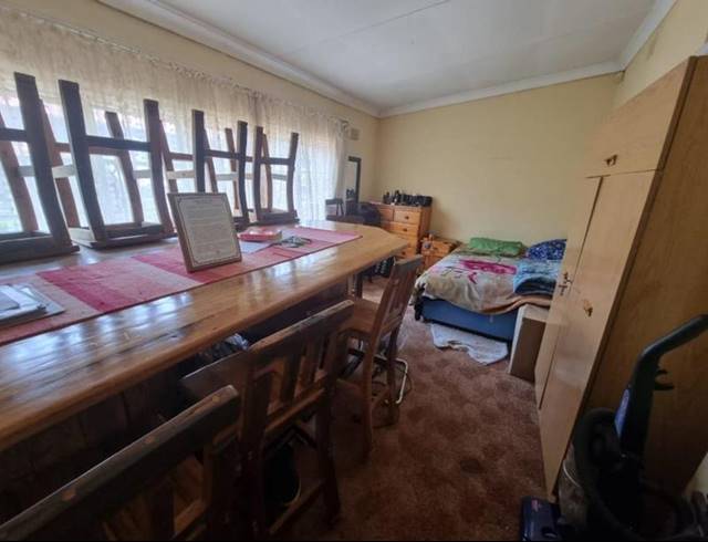 22 BEDROOM HOUSE FOR SALE IN TURFFONTEIN